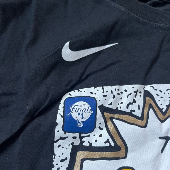 NBA Golden State Warriors 2022 Champions Nike Tee - Picture 3 of 5